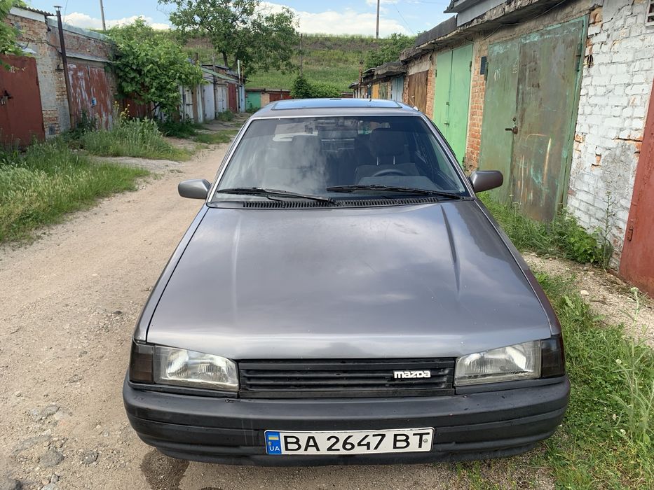 Продам автомобіль MAZDA 323 df