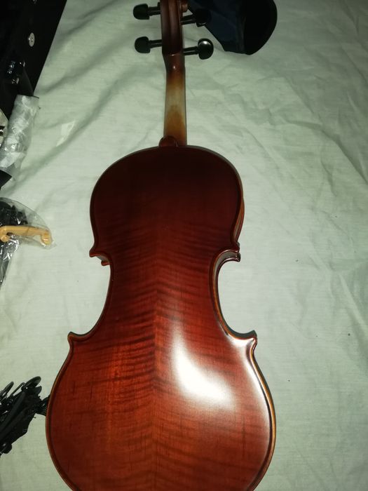 Violono artesanal profissional