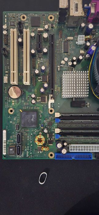 Pentium 4 630, мат. плата, озу, відеокарта обмін на ssd sata