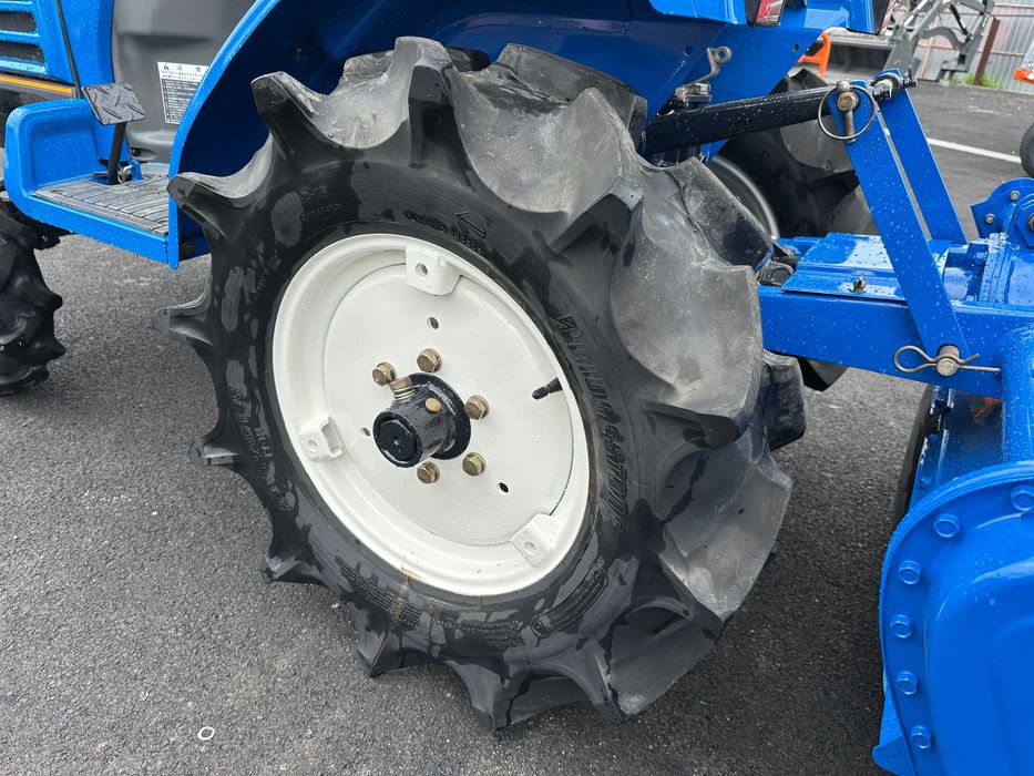 Трактор Iseki SIAL 5 / Трактор Ісекі сіал 5