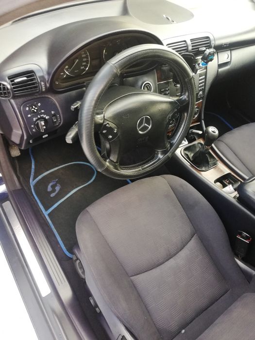 Мерседес W203 у доброму стані