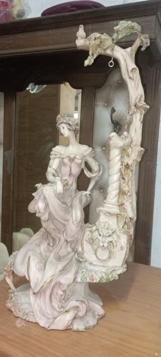 Escultura em 2 mão