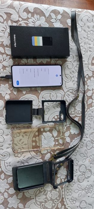 Samsung Galaxy Z Flip5