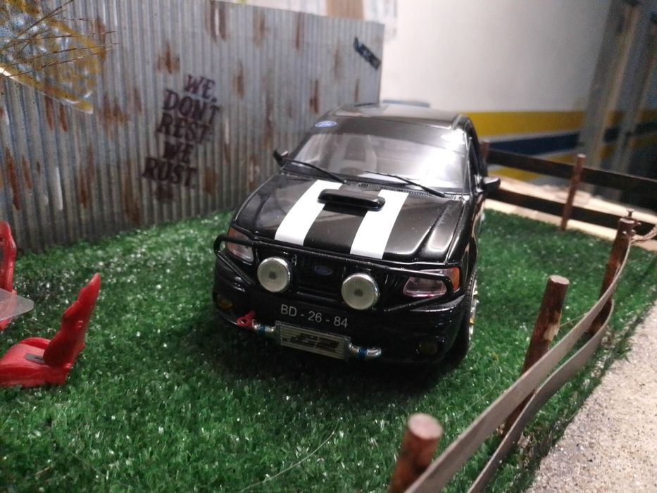 Miniatura Ford SVT f150