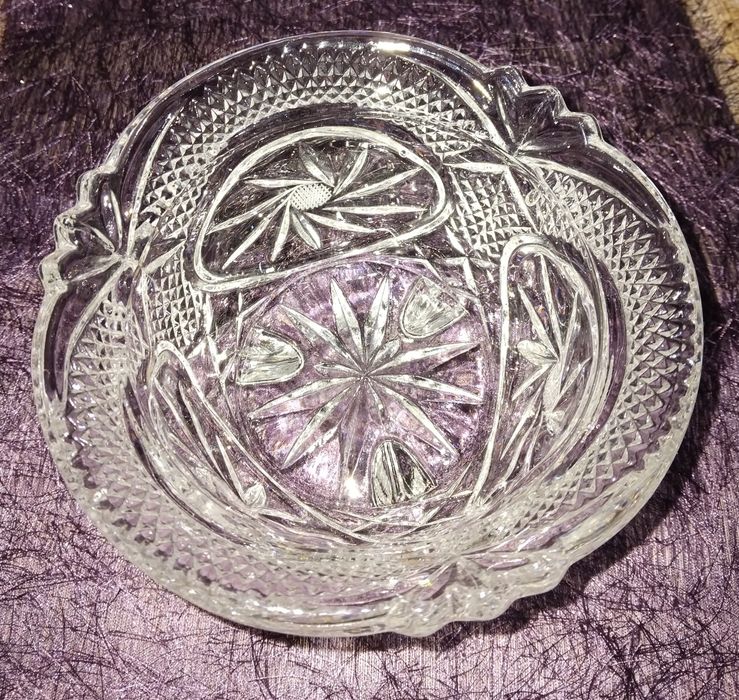 Винтажная хрустальная ваза на 3 ножках.Германия.