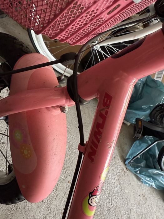 BiTWIN rower dla dziewczynki różowy z koszykiem i kółkami bocznymi