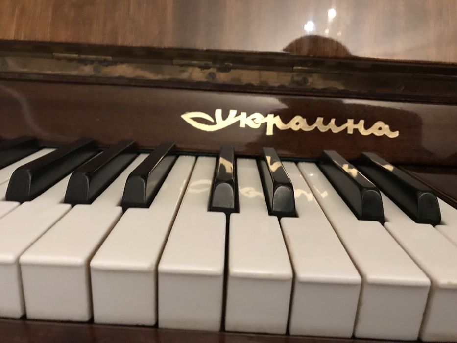Фортепіано Україна