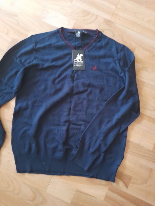Granatowy sweter męski w serek rozm.48/50 nowy