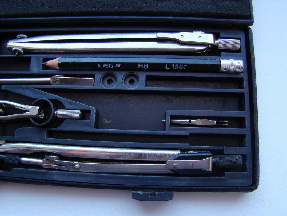 Готовальня НЧК-14-2 из СССР.