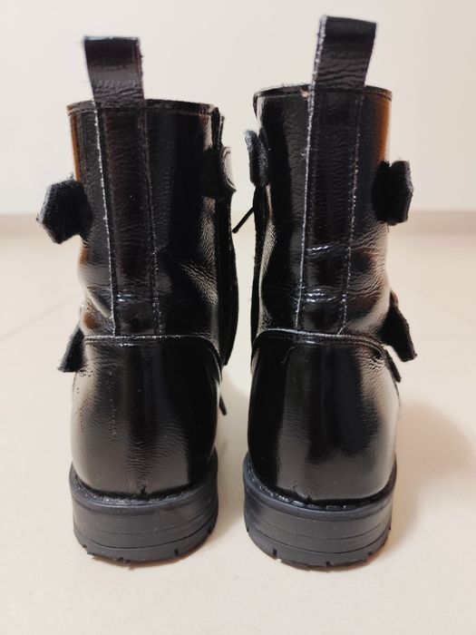 Botas pretas em pele genuína - You & Me (Tam. 35)