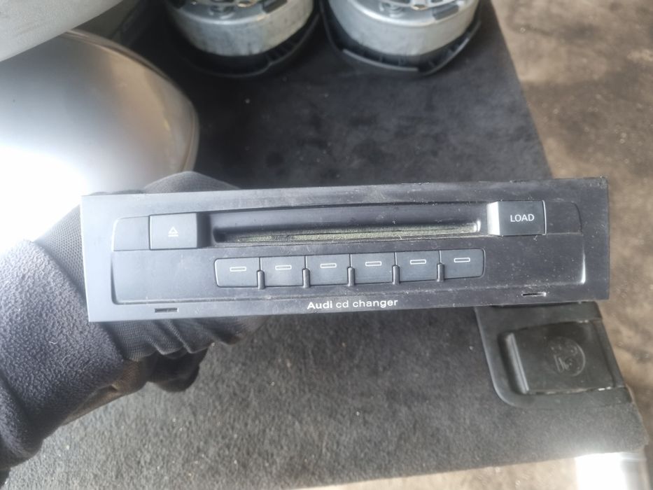 Zmieniarka CD Audi A6 C6 Q7 S-line