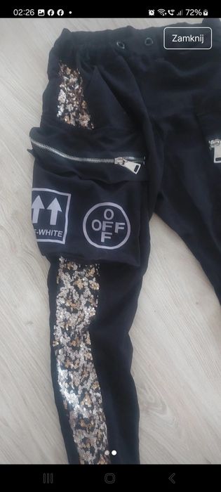 Świetne czarne bojówki Off cekiny