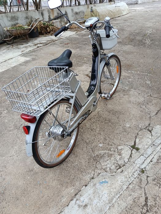 Bicicleta elétrica 36v roda 24.
