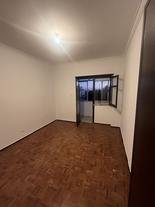 Casa/Quarto para alugar