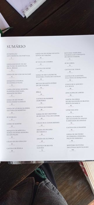 Livro Artes Antigas - Decifrar a arte em Portugal - Idade Média