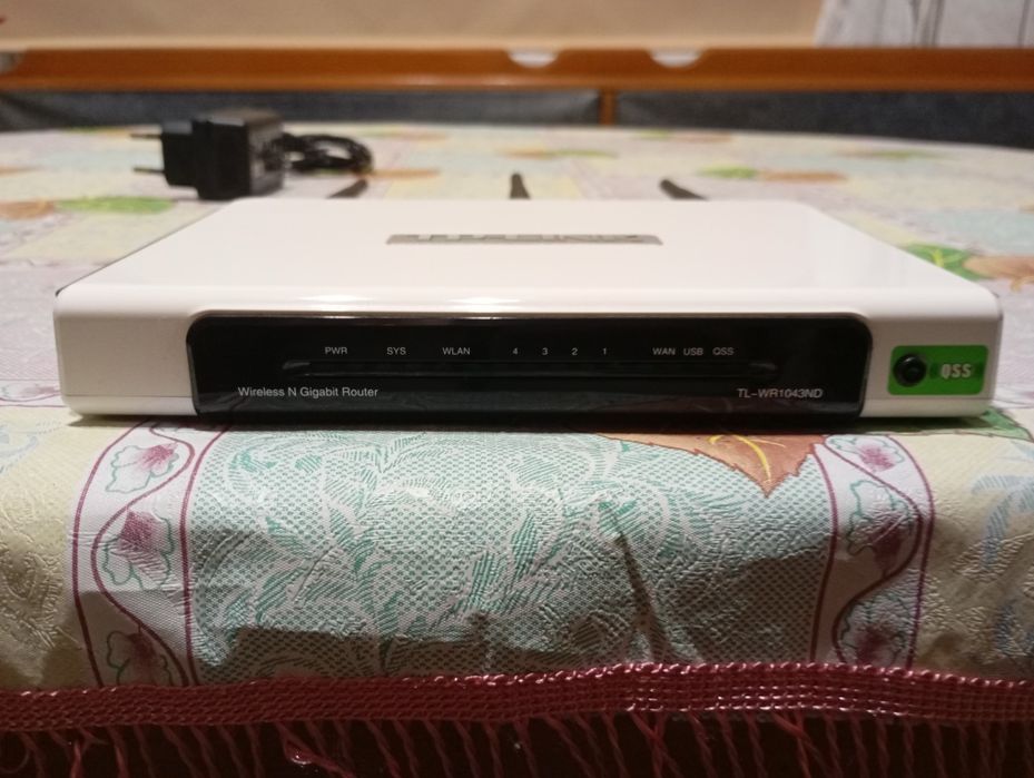 Роутер TP-Link 1043nd