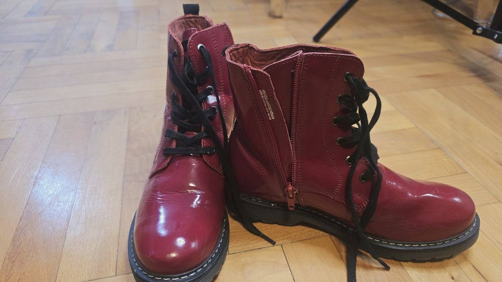 Glany Lakierowane Ocieplane Czerwone Lasocki  rozm. 35