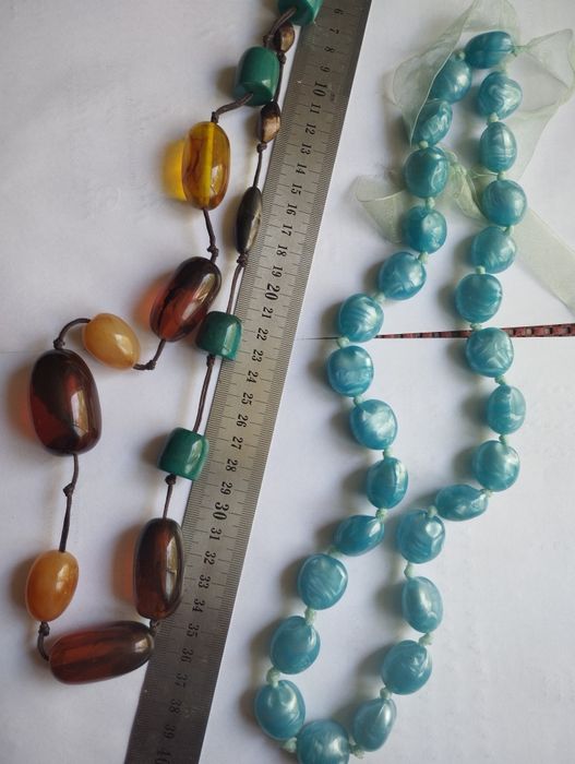 Намисто та біжутерія