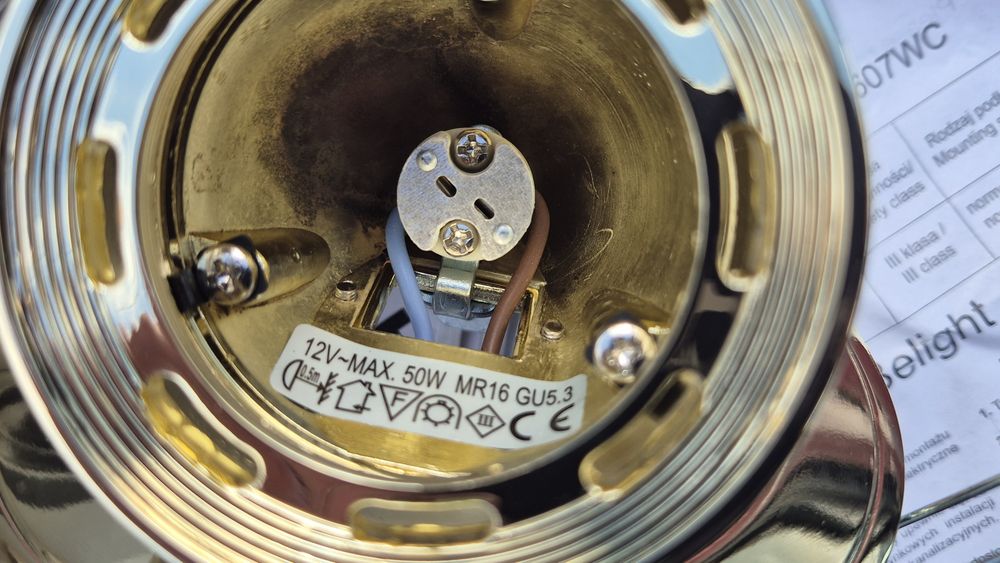 Lampa halogenowa halogen
