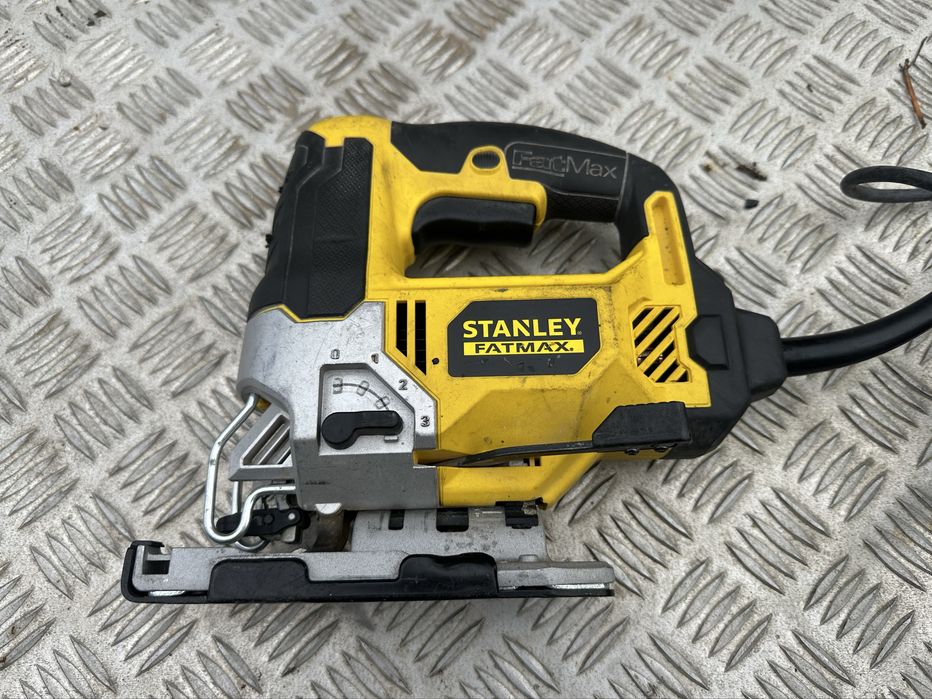 Лобзік Stanley Fat Max