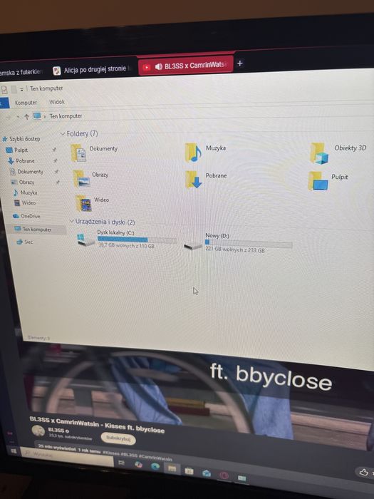 Witam sprzedam komputer razem z osprzętem