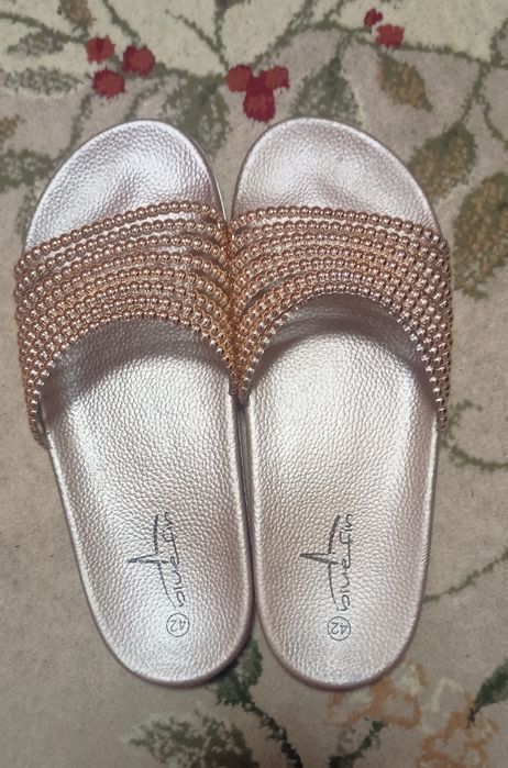 Сланци, шльопанці бренда Blue Fin 42 р.