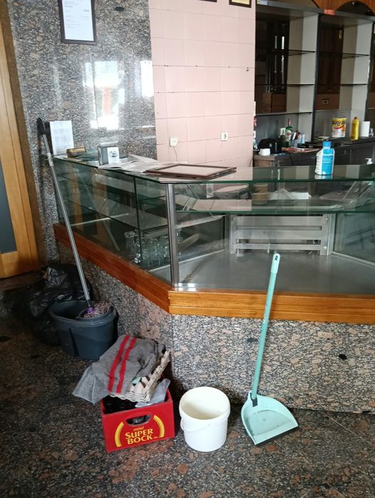 Recheio de café, fim de actividade.