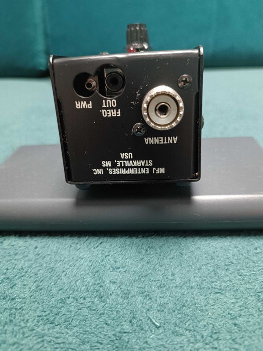 Analizator antenowy MFJ -207 jak nowy.