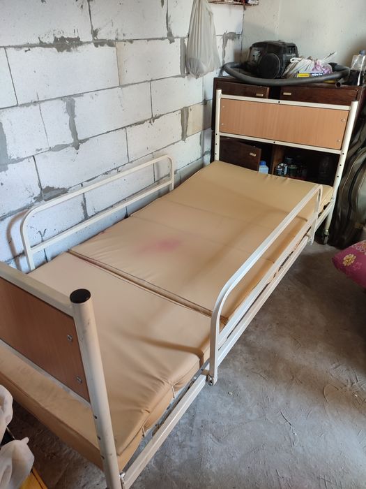 Кровать для лежачих больных