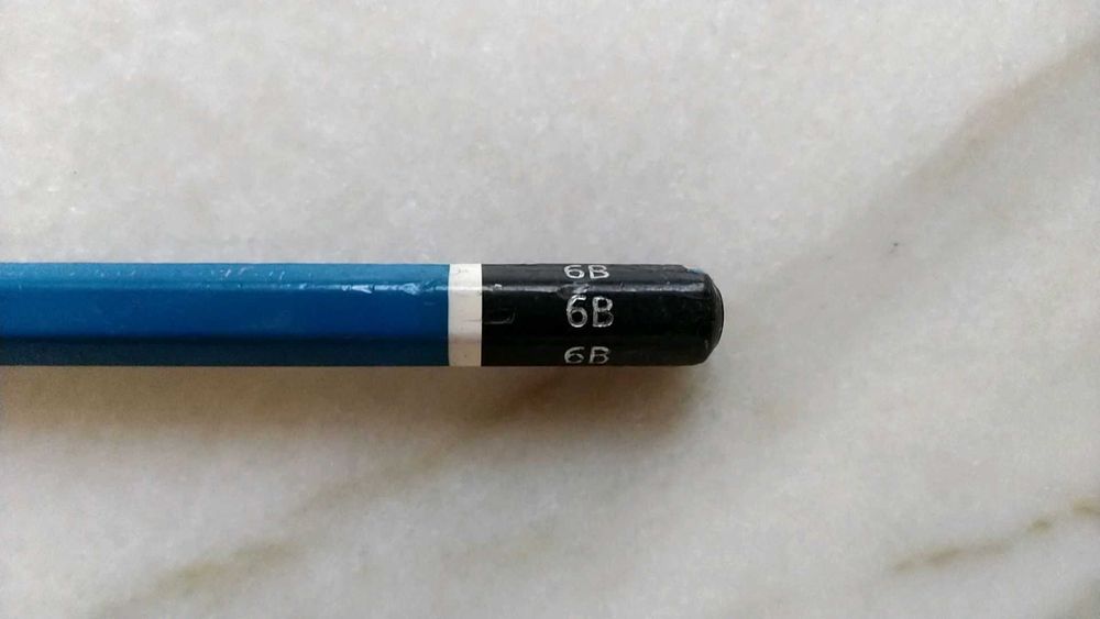 Lápis 6B Staedtler