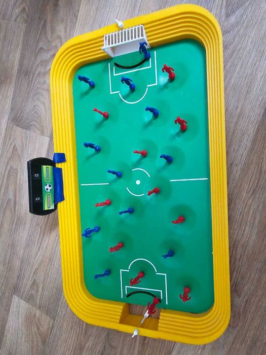 Дитячий настільний футбол