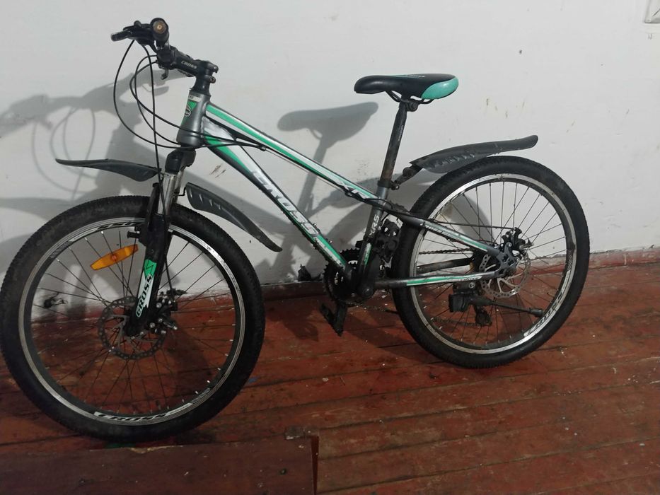 Велосипед CROSS RASER на 24 дисках