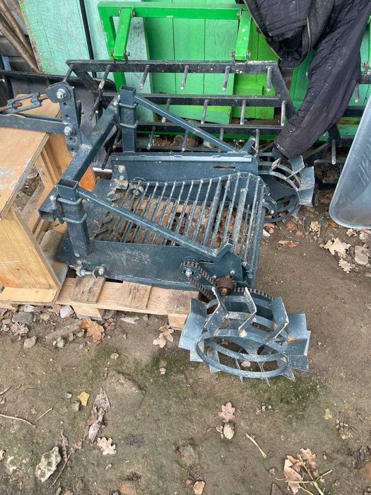 Картоплекопалку транспортерну продам