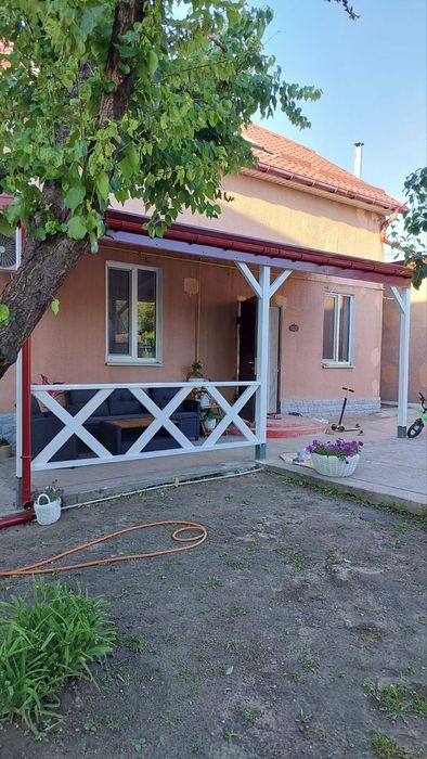 Продаж 2х поверховий будинок  по вул.козача