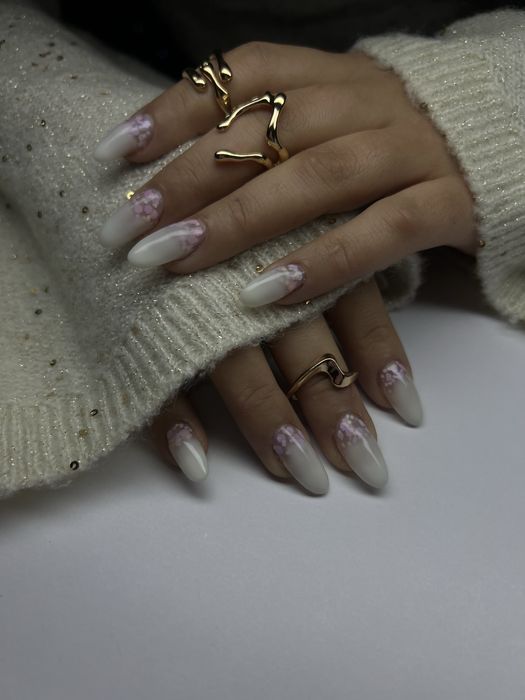 Манікюр 300 грн , р-н Молодіжний