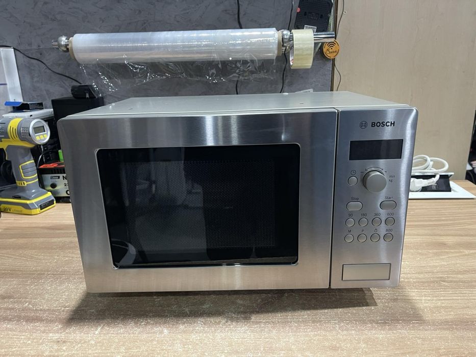 Мікрохвильова піч Bosch HMT75G451