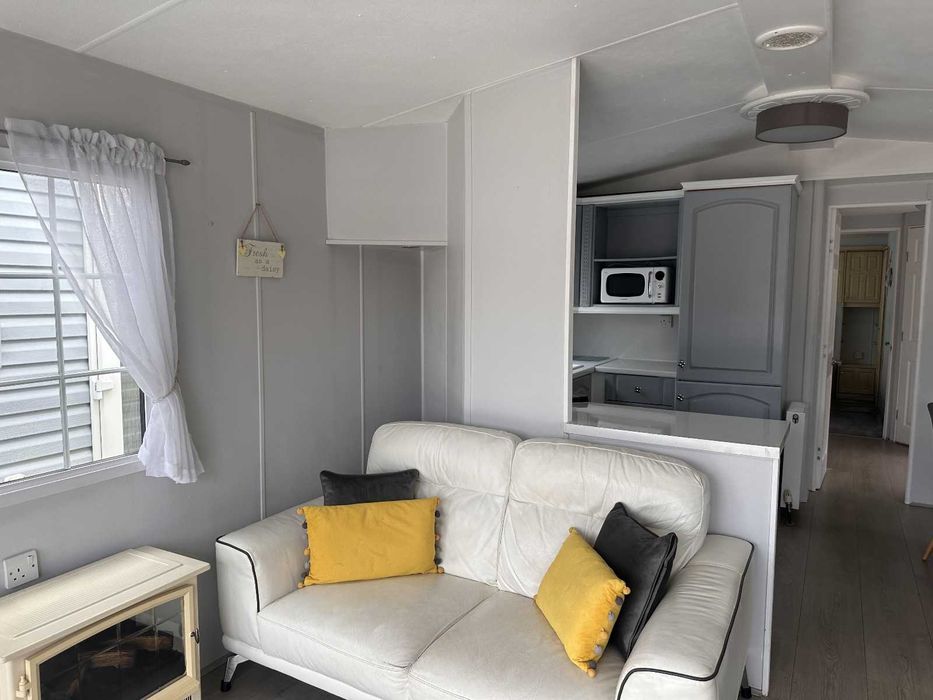 Tiny home 44m2. Double glazed. 2 bedrooms. Willerby Granada.