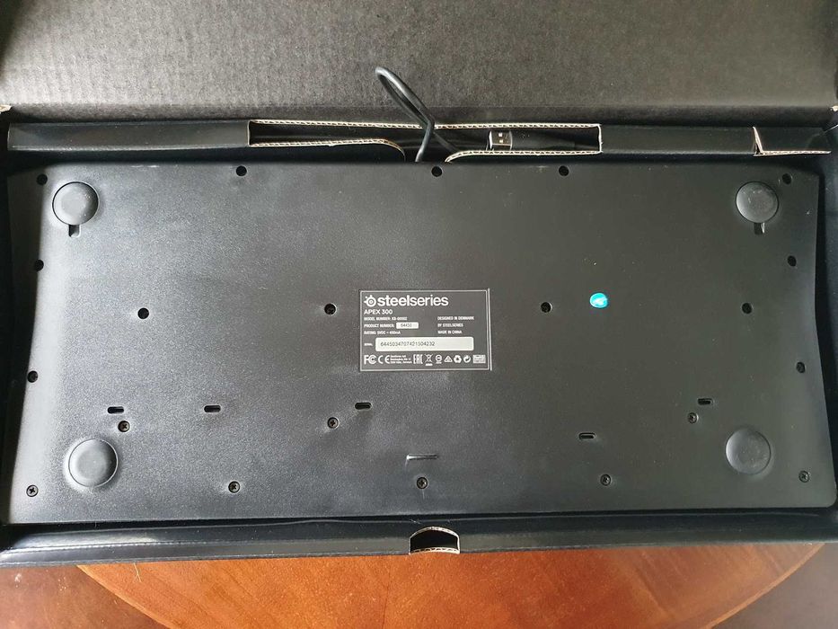 Teclado NOVO Gaming STEELSERIES Apex 300 (Membrana - Inglês - Preto)