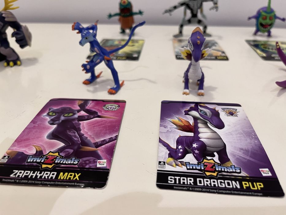 Figuras Invizimals + Templo Uberjackal