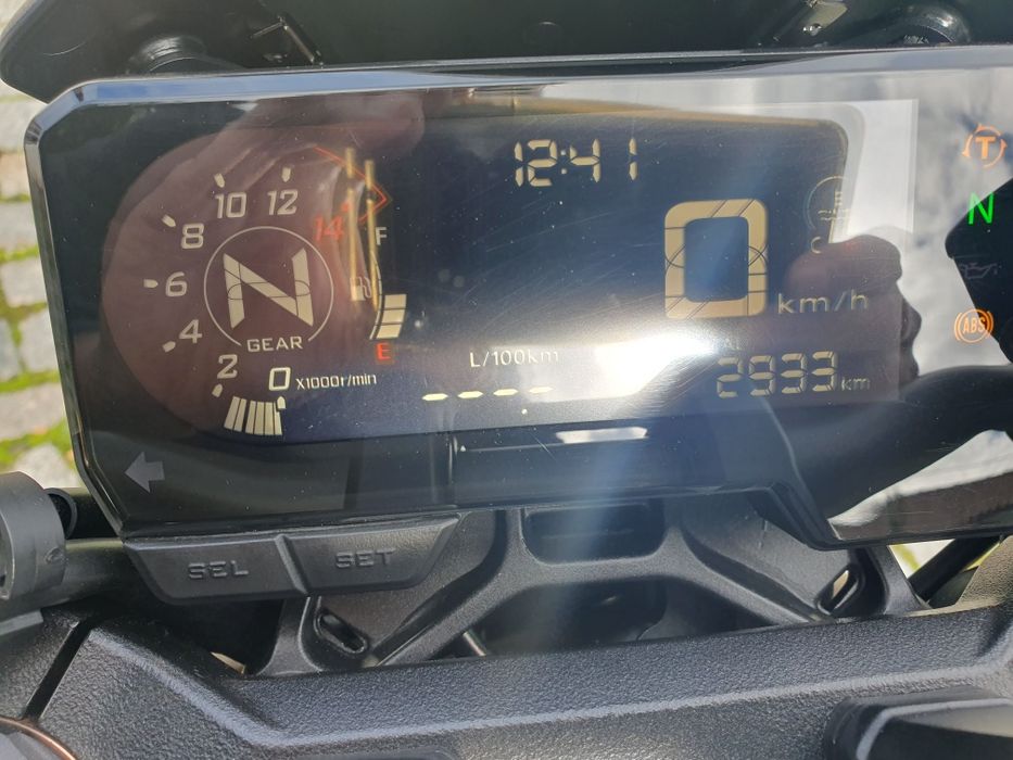 Moto como nova com vários extras