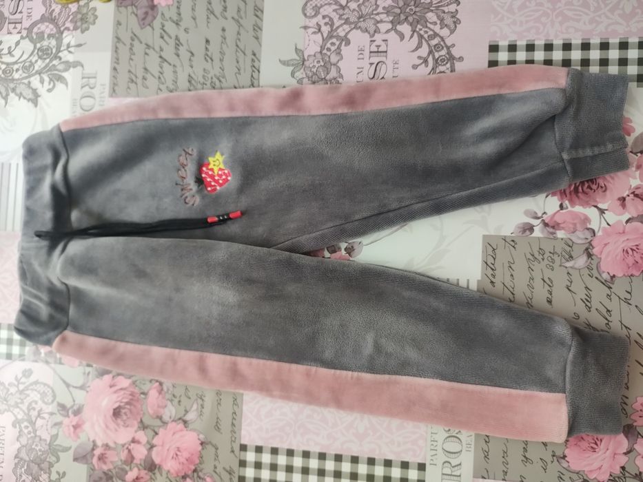 Штани для дівчинки