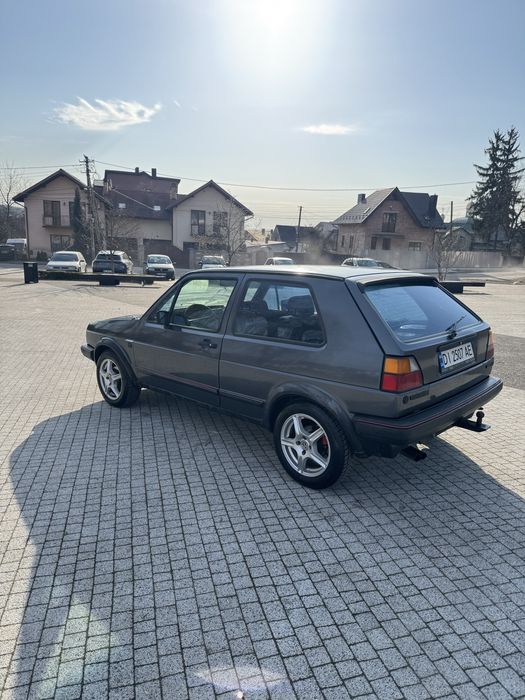 Volkswagen Golf 2 GTI 8v