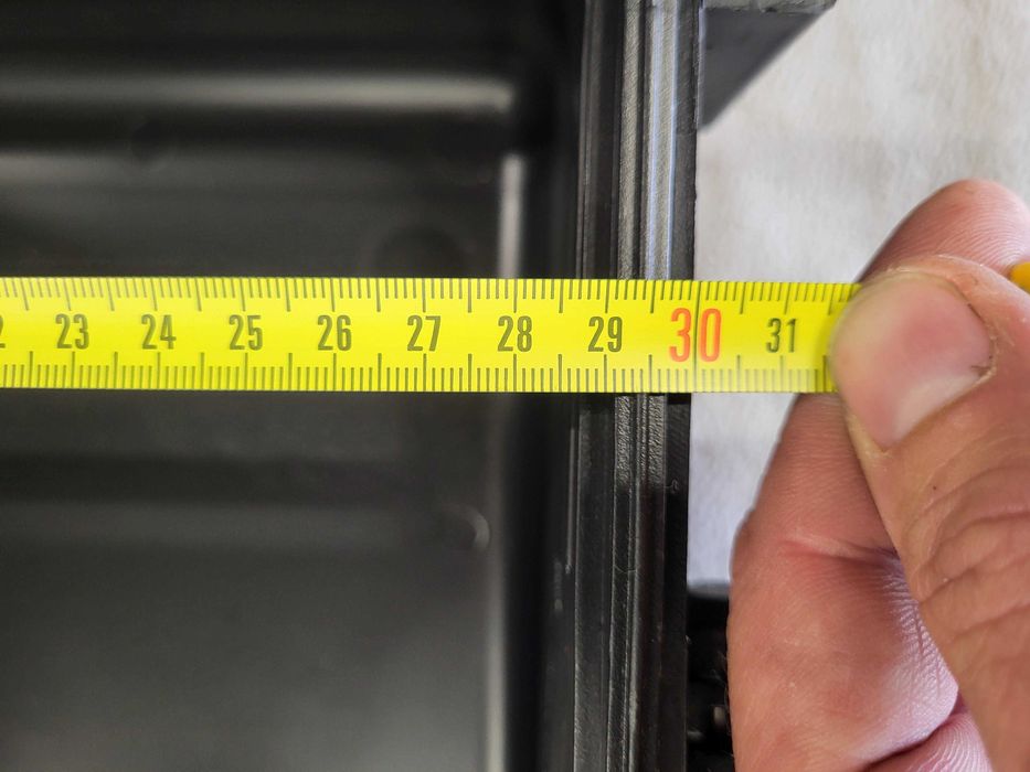 Walizka (43x29x16) case polipropylen, FAKTURA (dostępne 2 sztuki)