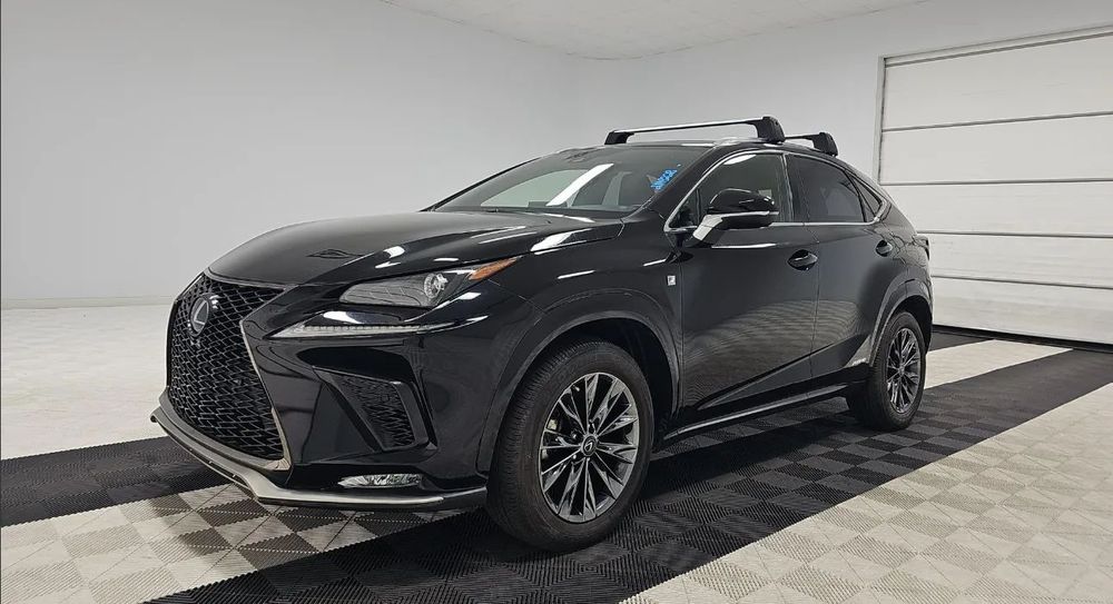 Lexus NX Lexus NX 300h F SPORT Black Line
