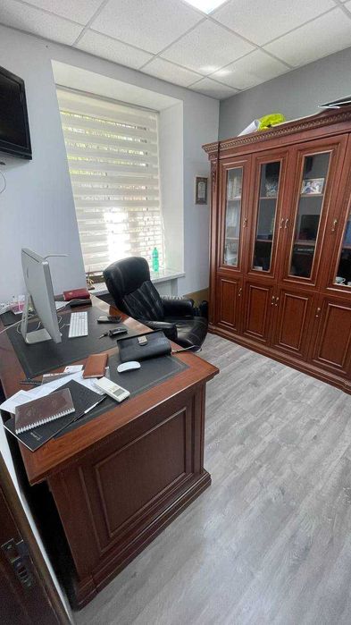 Продаж приміщення в центрі міста Льва Толстого 25!