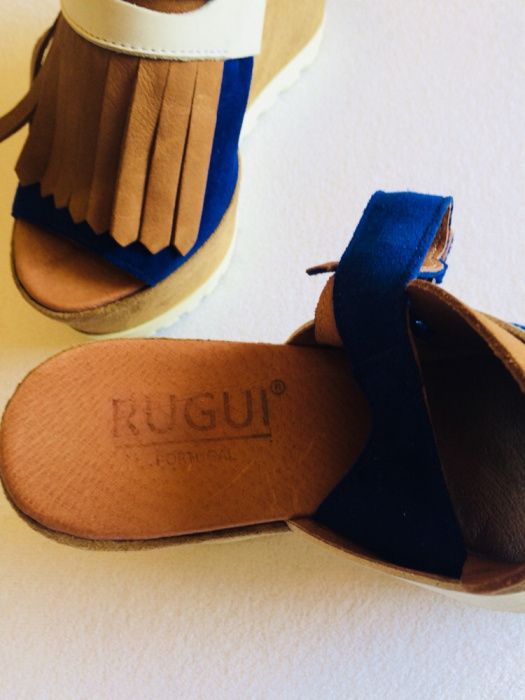 Sandálias Rugui Pele