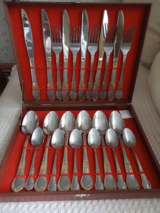 Набір столових приборів на 6 персон з нержавіючої сталі (Німеччина)