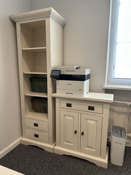 Komplet mebli biurowych