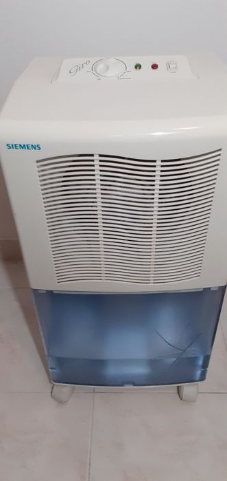 Vendo deshumidificador Siemens  giro usado