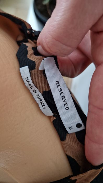 Sukienka reserved